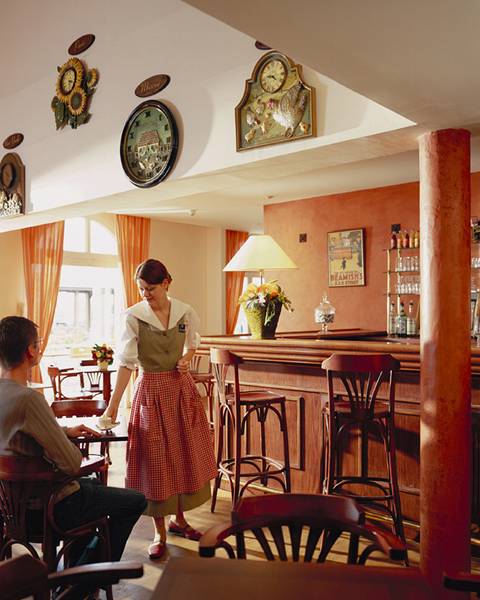 Campanile Val de France