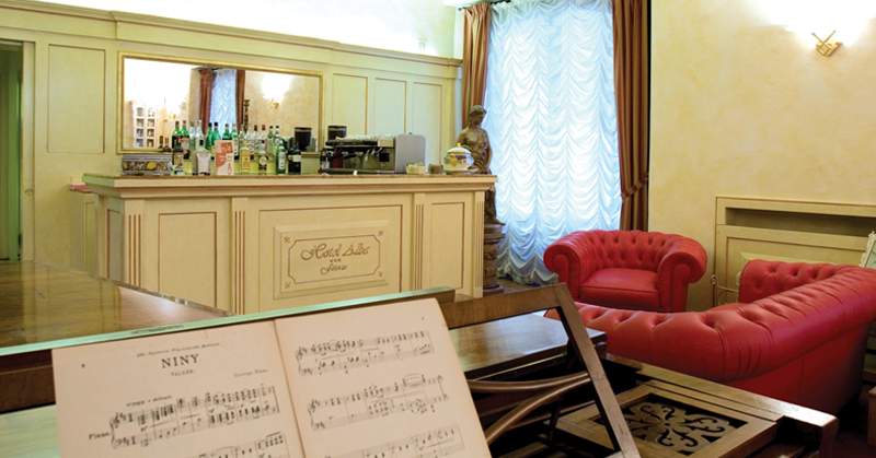 Hotel Alba Palace
