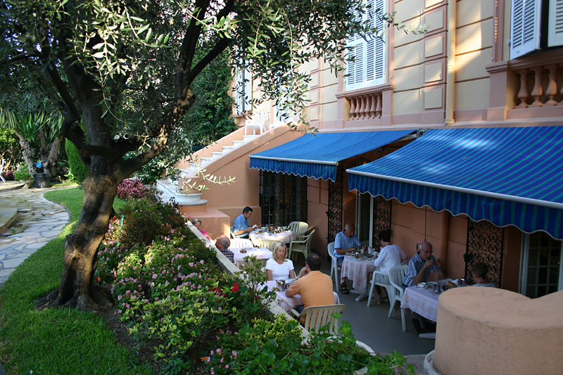 Golden Tulip Cannes – Hôtel de Paris