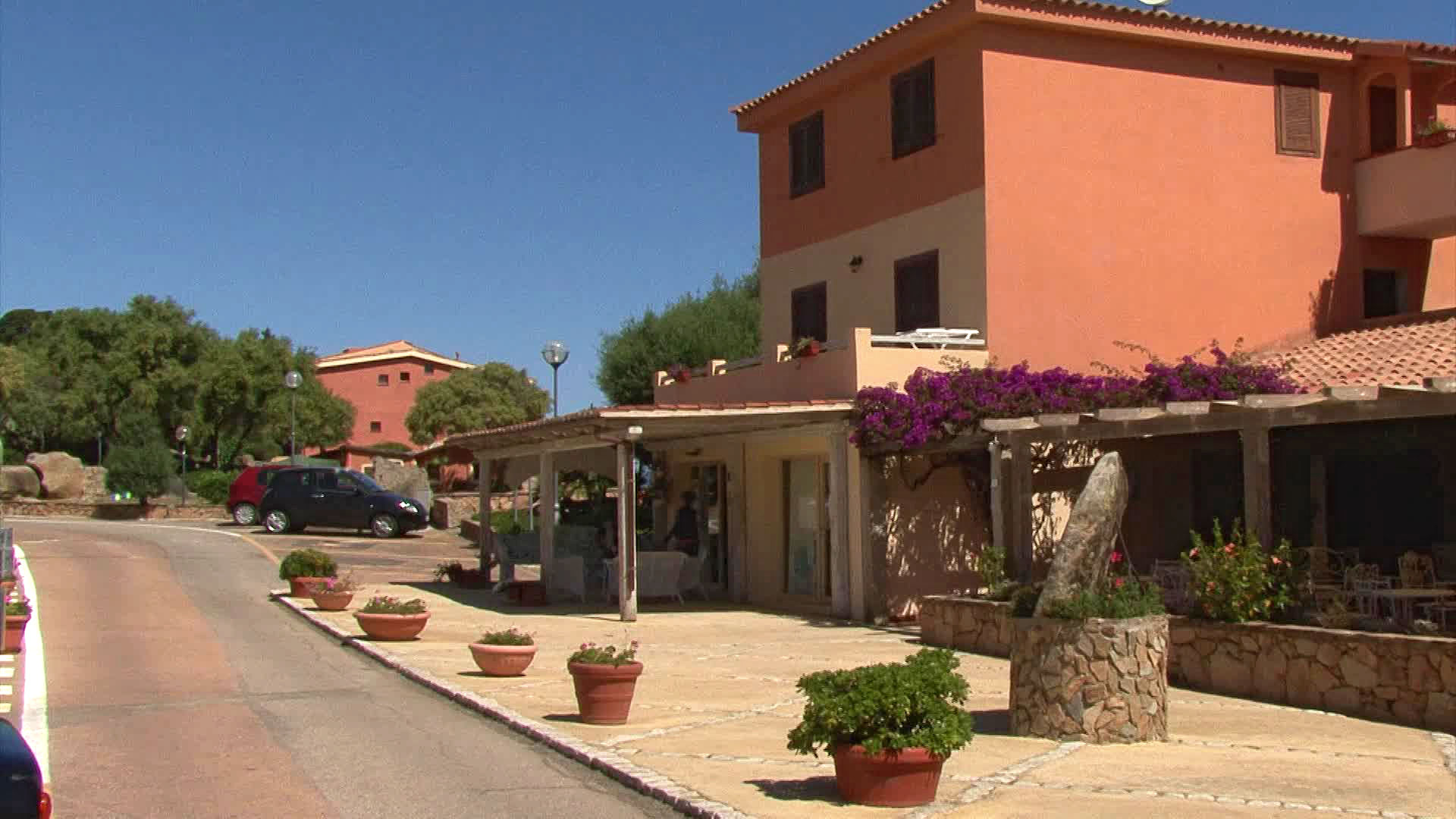 Baia de Bahas Apartments & Resort