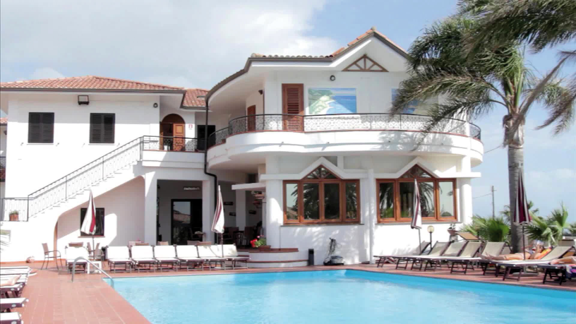 Hotel Baia Del Capo