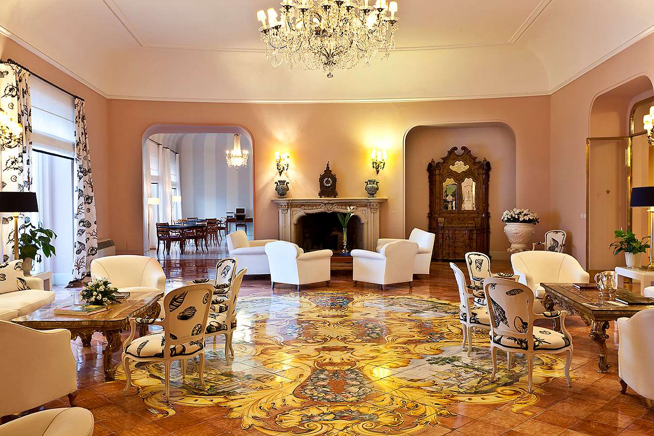 L' Albergo Della Regina Isabella