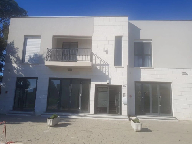 Alluring Apartment In Vir Near Seabeach