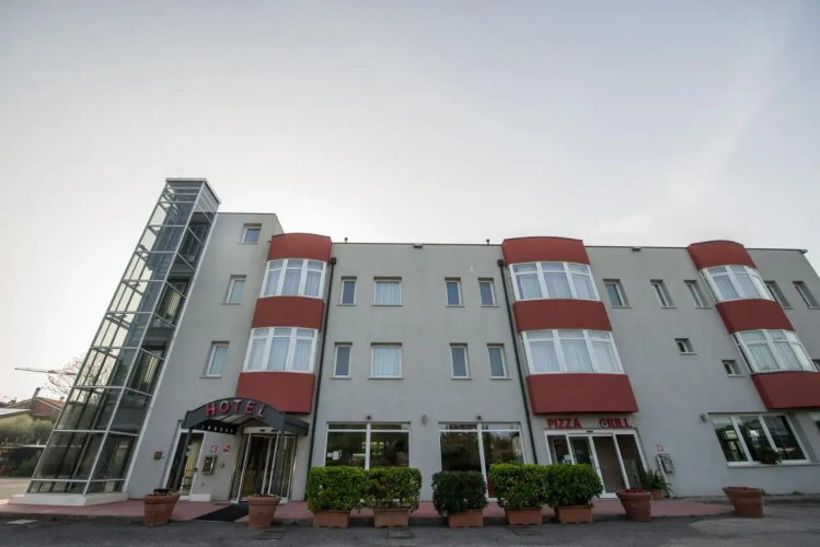 Hotel Formula 