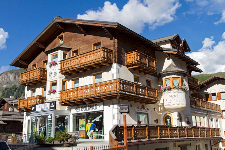 Hotel Crosal
