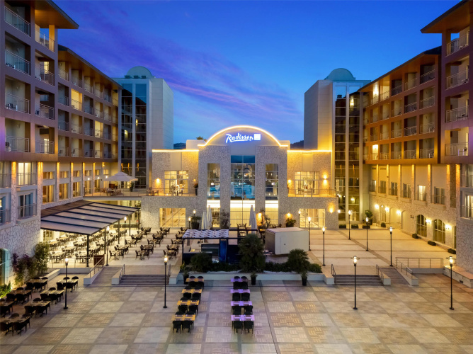 Radisson Blu Resort & Spa, Cesme